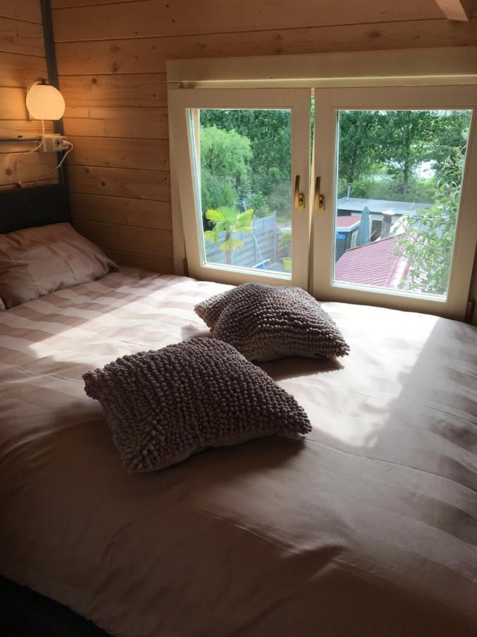 Gardenhouse Mariposa Villa บาดโฮเวอดอร์ป ภายนอก รูปภาพ