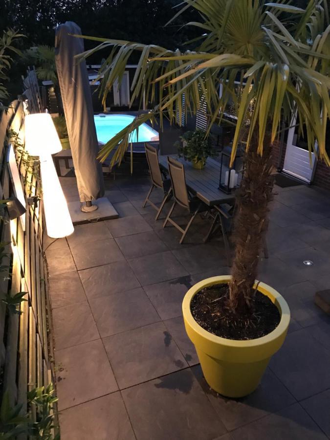 Gardenhouse Mariposa Villa บาดโฮเวอดอร์ป ภายนอก รูปภาพ